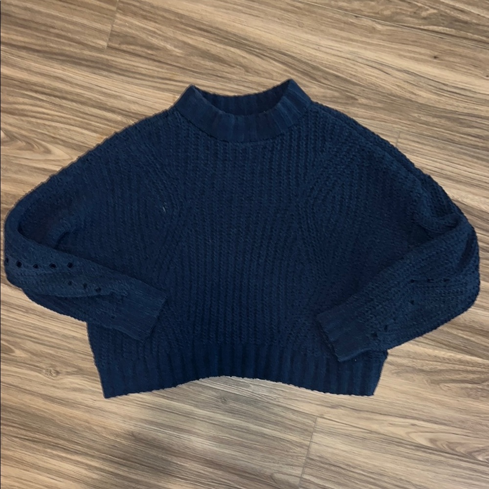 Hollister Deep Blue Women's Crew Neck Sweater